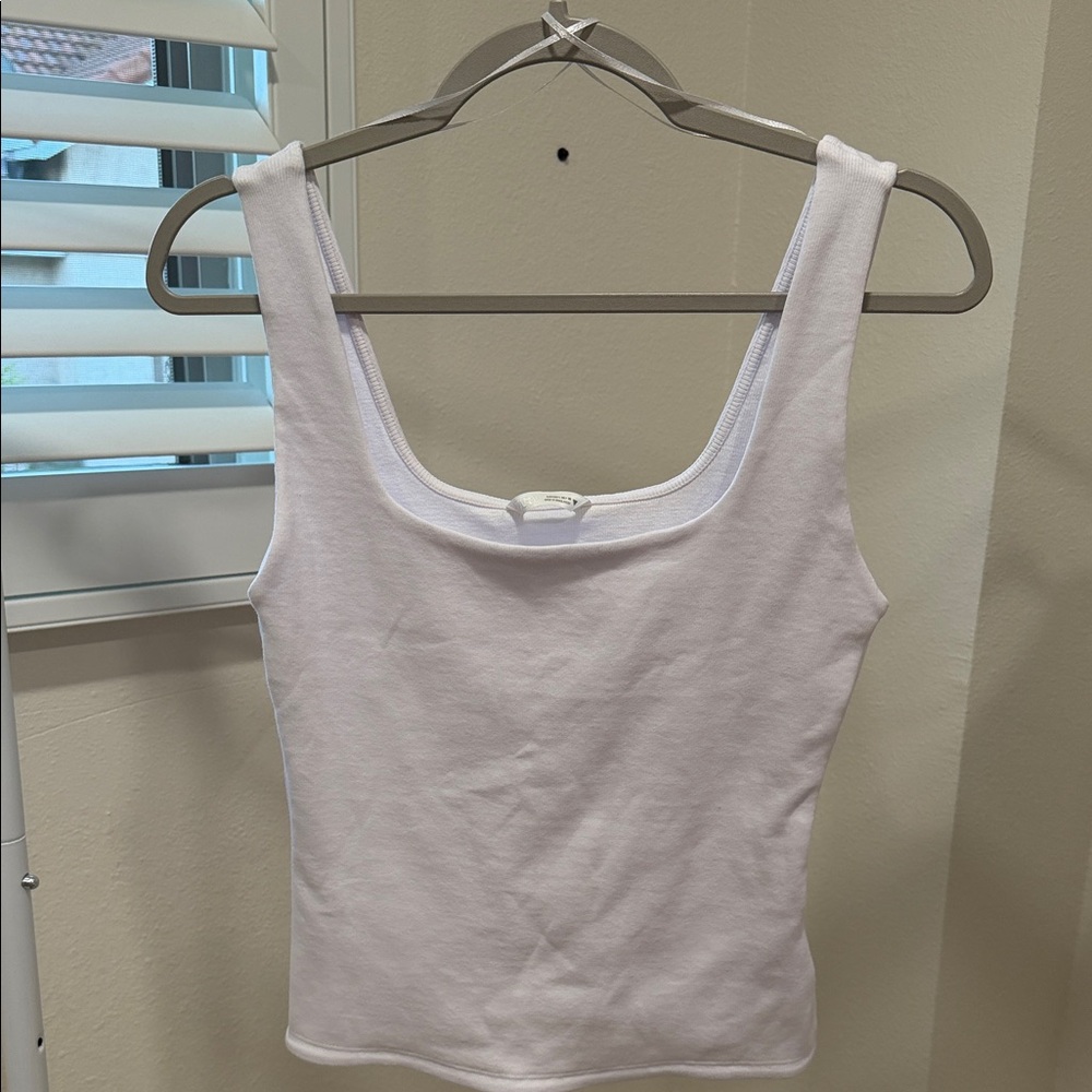 Zara White Sleeveless Women's Top